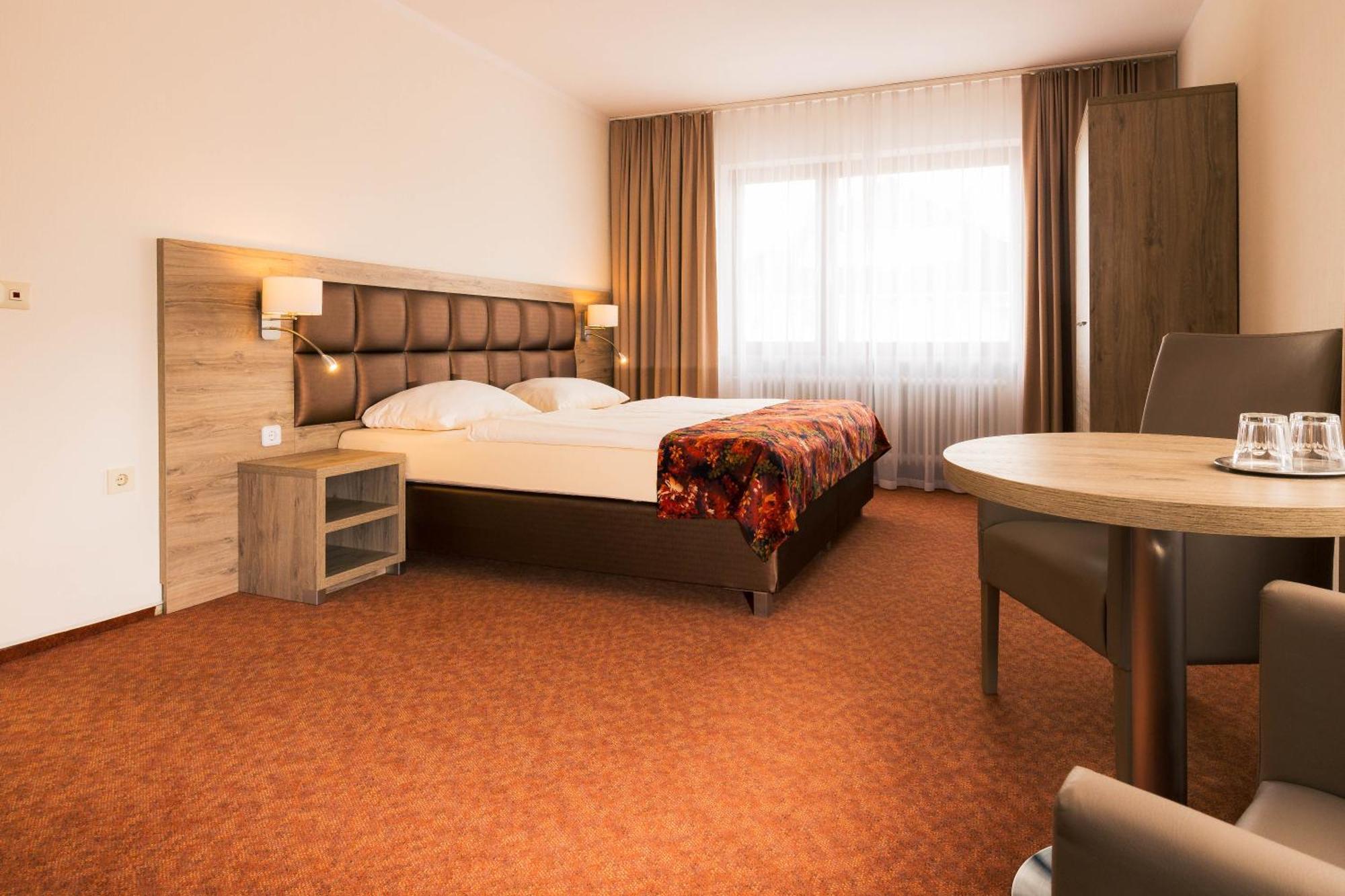 Strand Hotel Nordsee, Hotel Deichlaeufer Tossens Eksteriør billede